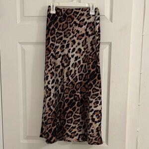 Leopard skirt